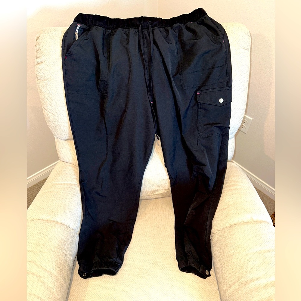 Plus Size Scrub Jogger Pants